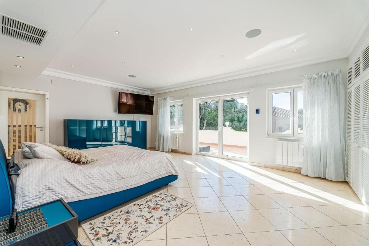Villa Svim, Walking Distance To The Beach! Marbella Exterior photo